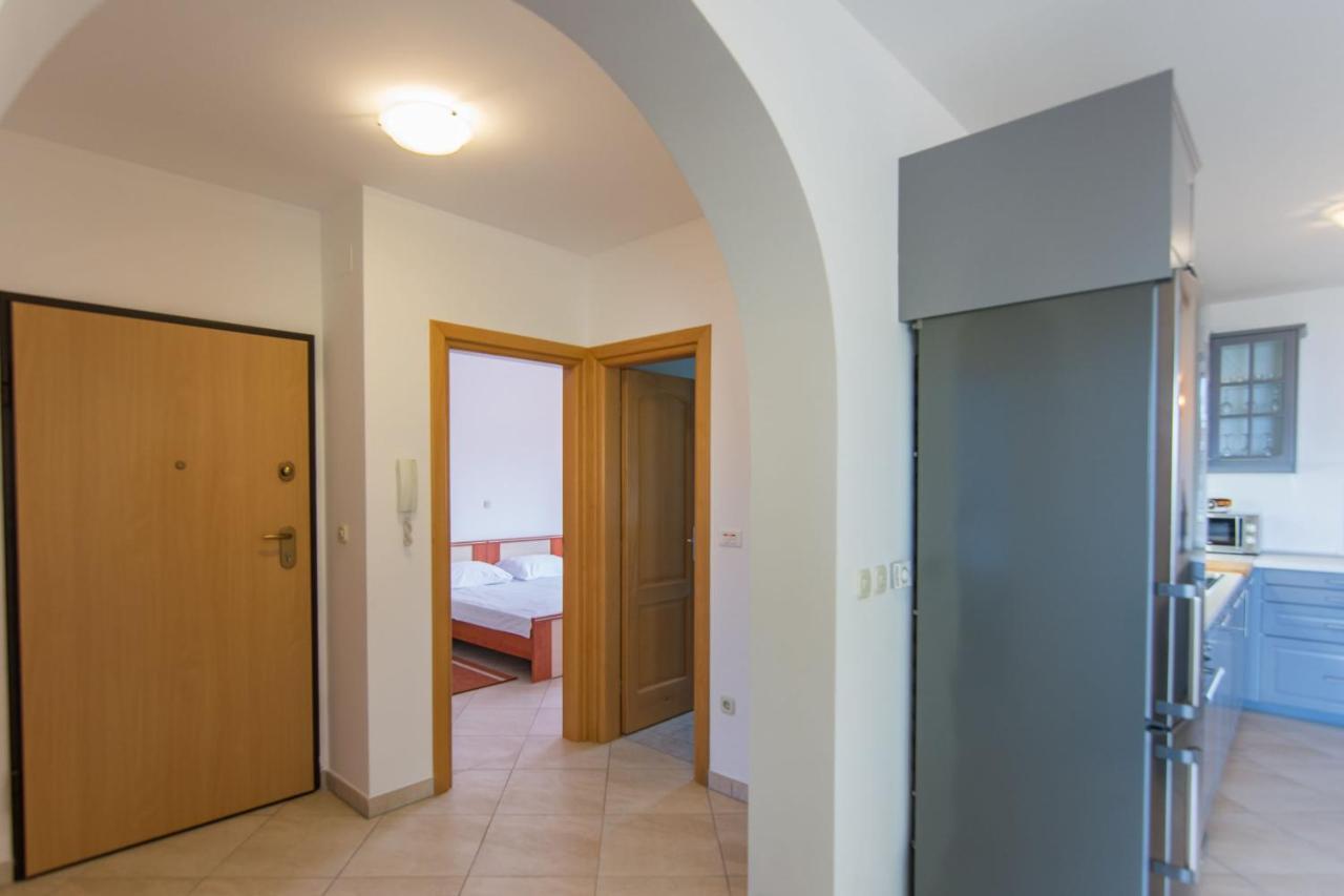 Apartment Jaspis Biograd Na Moru Esterno foto