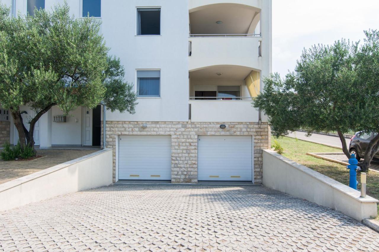Apartment Jaspis Biograd Na Moru Esterno foto